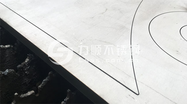 力順不銹鋼:激光切割厚板成品，受客戶好評